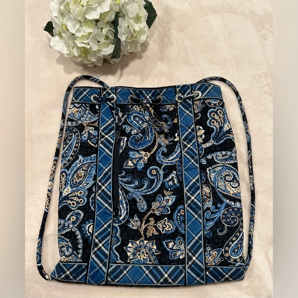 Vera Bradley Drawstring Blue Paisley Backpack Purse